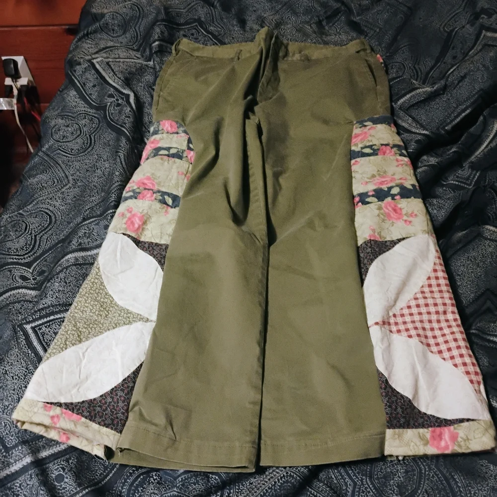 Patchworked pants - Picture 1 of 7